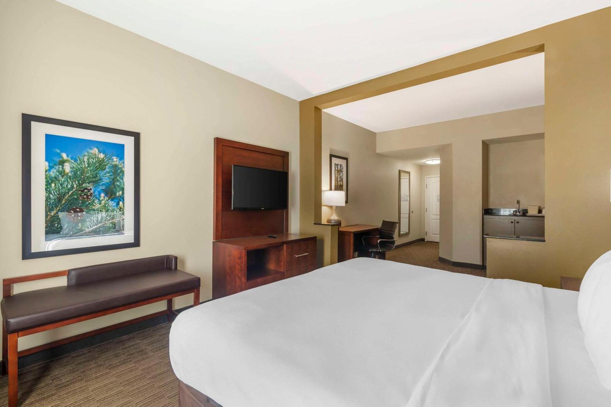 Comfort Inn & Suites Tifton Buitenkant foto