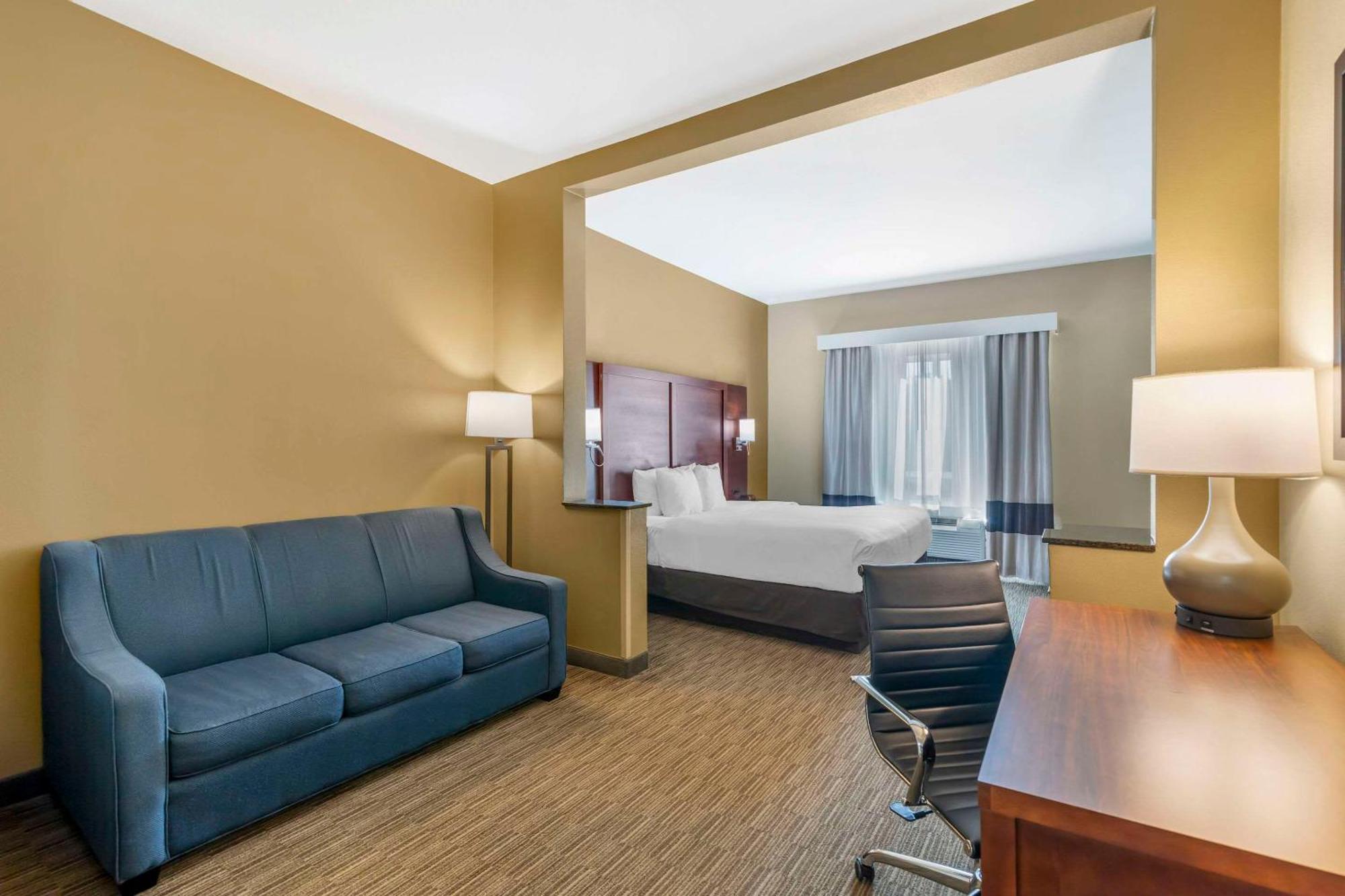 Comfort Inn & Suites Tifton Buitenkant foto